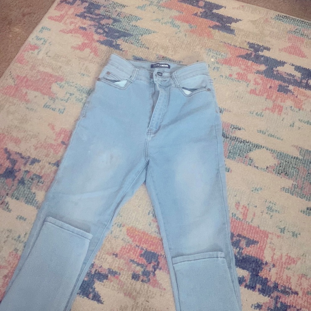 FASHION NOVA CLASSIC JEANS